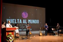 Lavinia, Andrea y Joss ofrecieron el concierto “Vuelta al mundo en doce canciones”