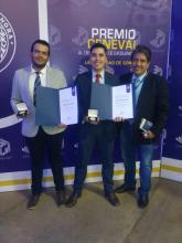 Nota: Egresados agronomia reciben premio